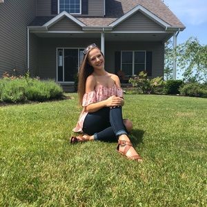 Meet your Posher, Christina